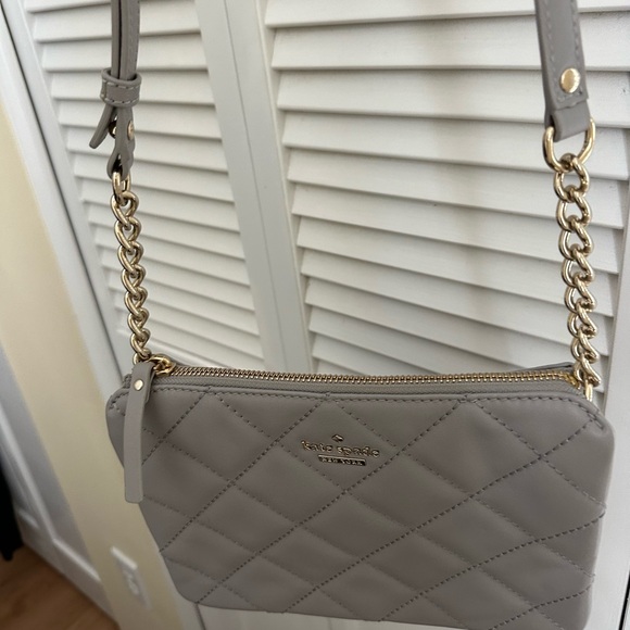 Kate Spade quilted gray leather crossbody purse. - Picture 6 of 8